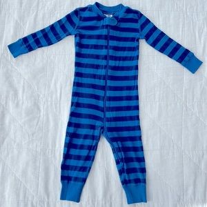 Hanna Andersson Zip Sleeper in Blue stripe
